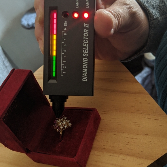 14k Gold 1.5ct Ruby and Diamond Ring - Picture 8 of 8